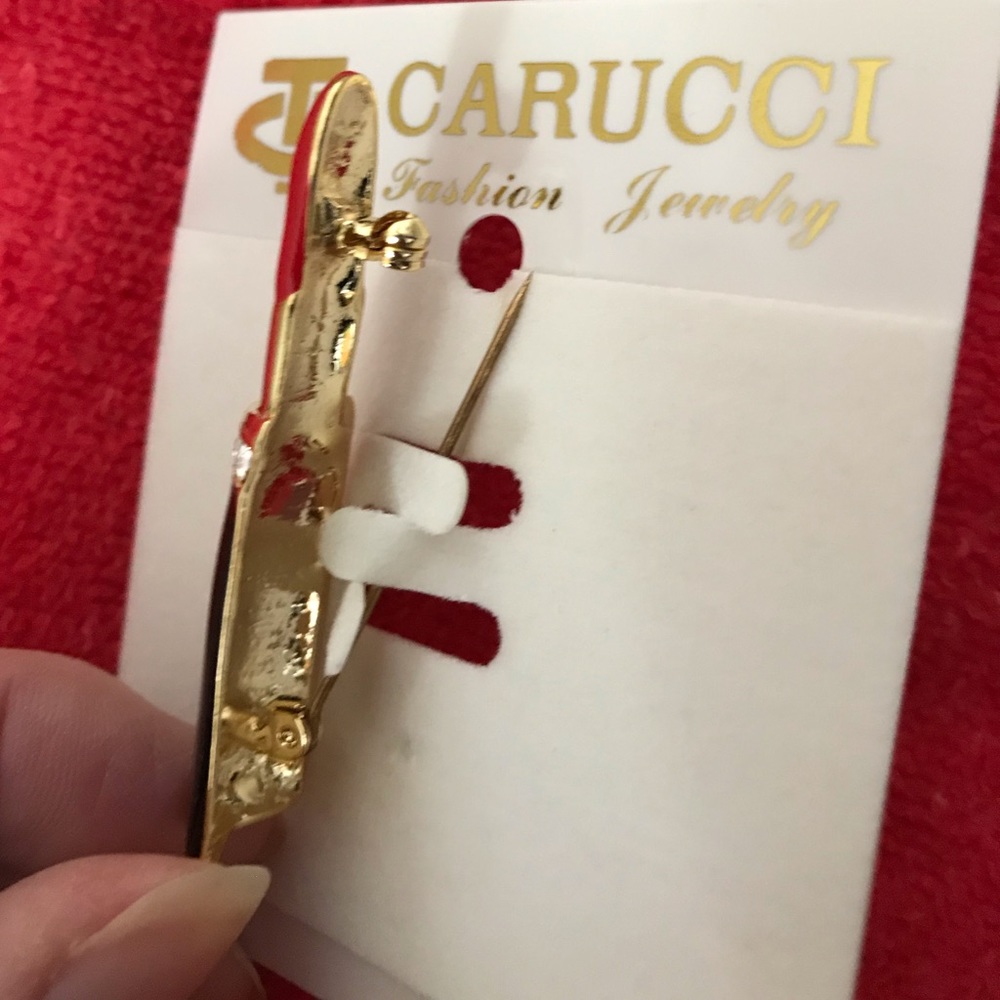 Lipstick Pin - Picture 3 of 3
